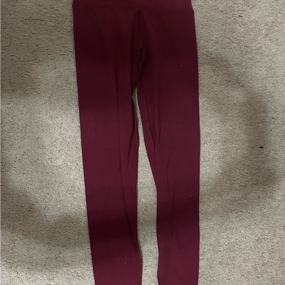 Maroon leggings